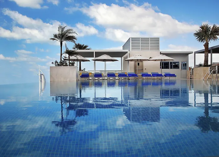 Grand Cosmopolitan Hotel Dubai